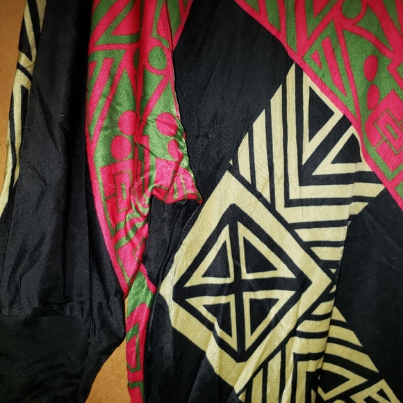 Tunic - Picture 3 of 4